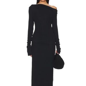 Chic Black One-Shoulder Maxi Dress